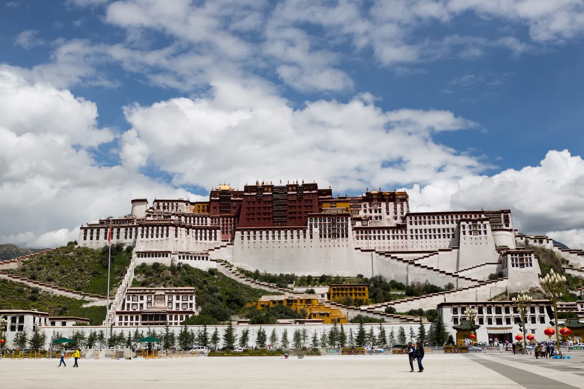 Lhasa Tour Package